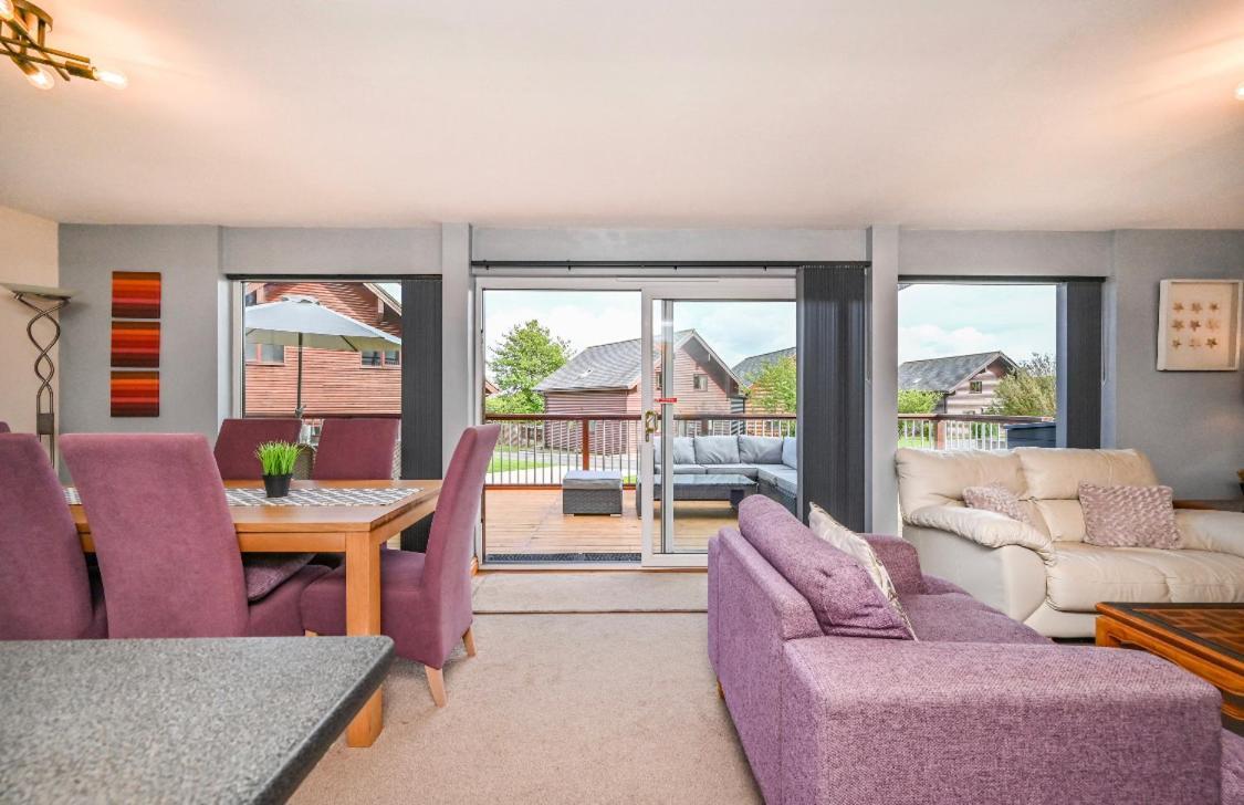 3 Bed Lodge With Ev Point Truro Exterior foto